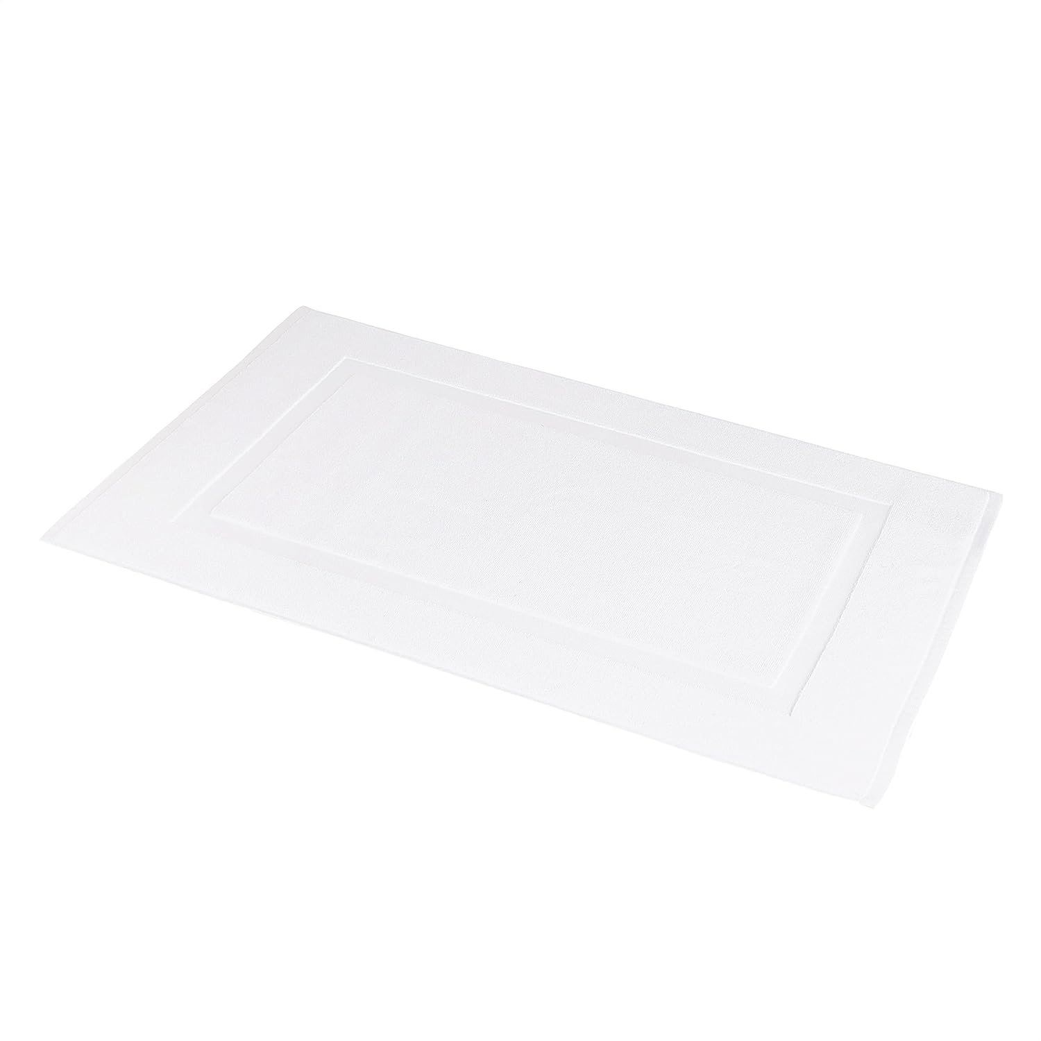 Amazon Basics Non-Slip Cotton Bath Mat, 100% Cotton Absorbent, Machine Washable, 31″ L x 20″ W, Bright White