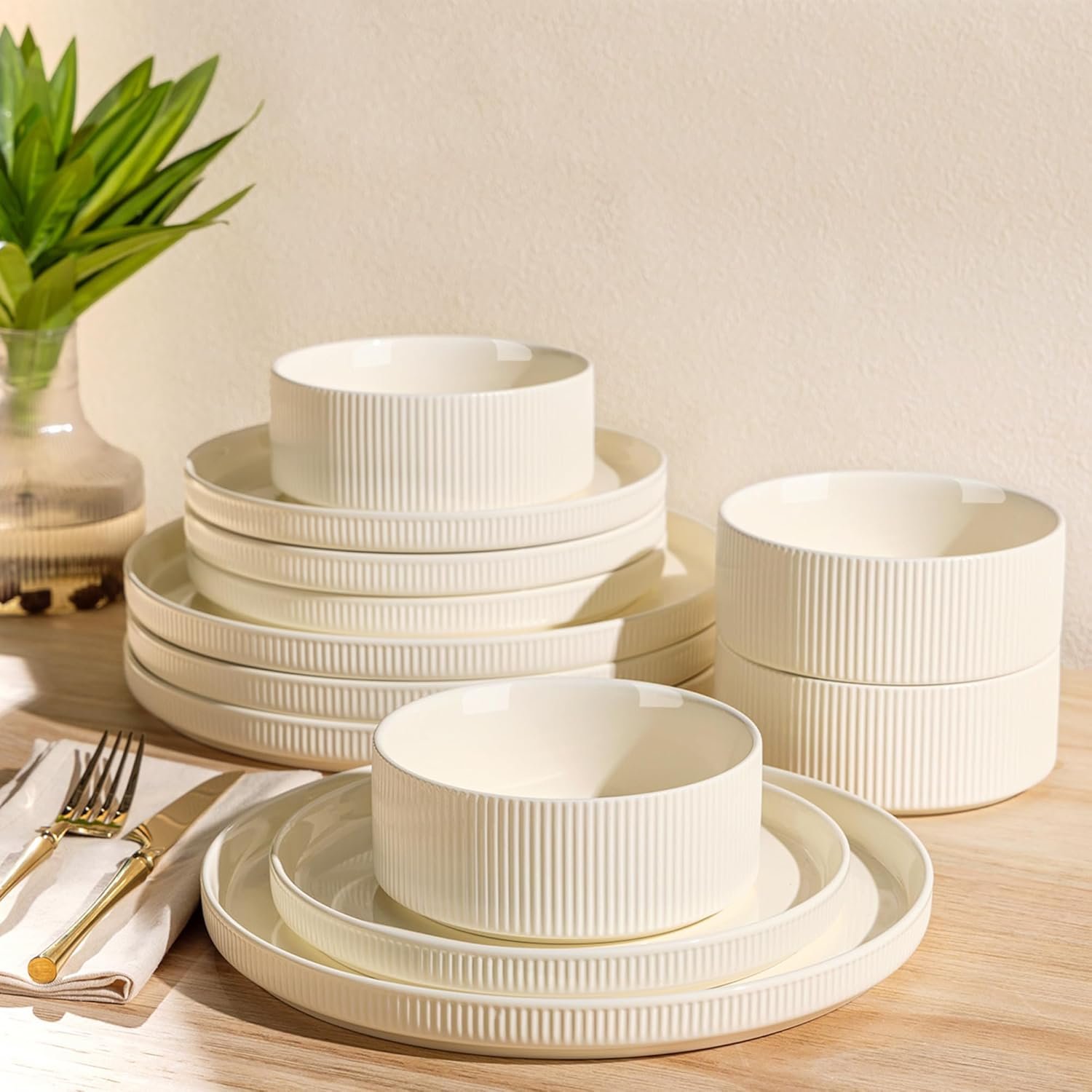 Ceramic Dinnerware Set for 4, 12-Piece Plates and Bowls Set | Lightweight Porcelain Dish Set, Scratch Resistant, Oven & Microwave & Dishwasher Safe, Beige