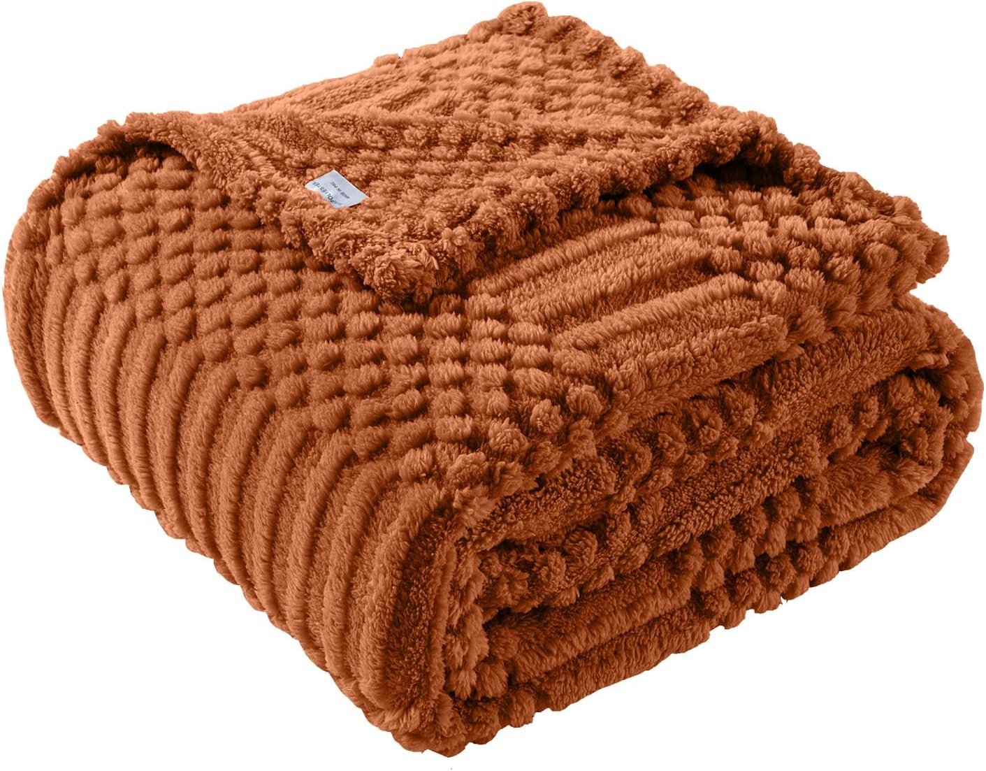 Rust Throw Blanket – Soft & Fluffy Fleece, Cute & Aesthetic, Perfect for Sofa, Couch, Chair, Bed, Living Room & Bedroom, All-Season Use, Plush & Cozy Decorative Blanket