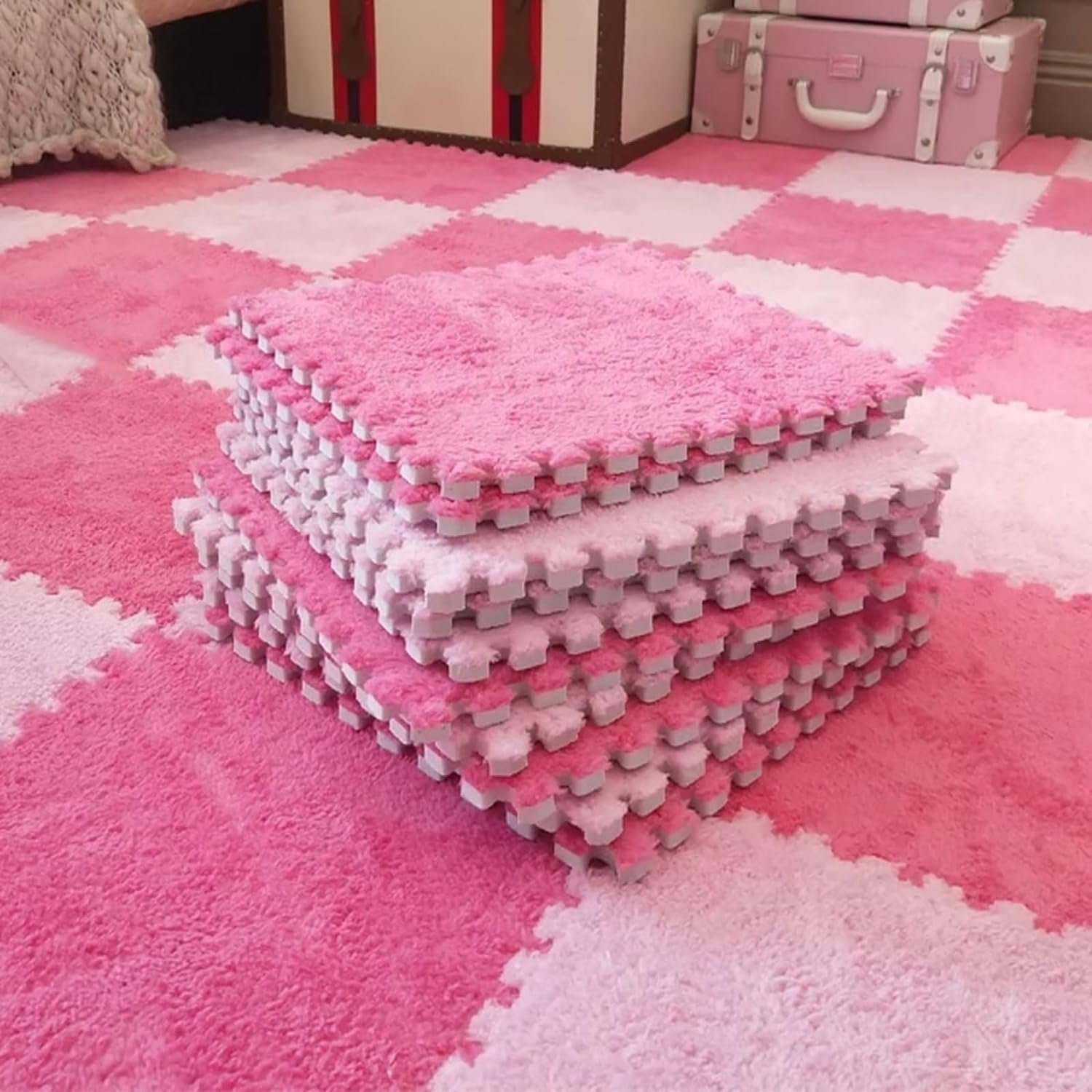 12pcs Plush Puzzle Foam Floor Mat, Soft Thicken Fluffy Interlocking Square Foam Tiles Area Rugs Carpet for Parlor Bedroom Decoration(11.8×11.8×0.55in,Rose Red&Pink)