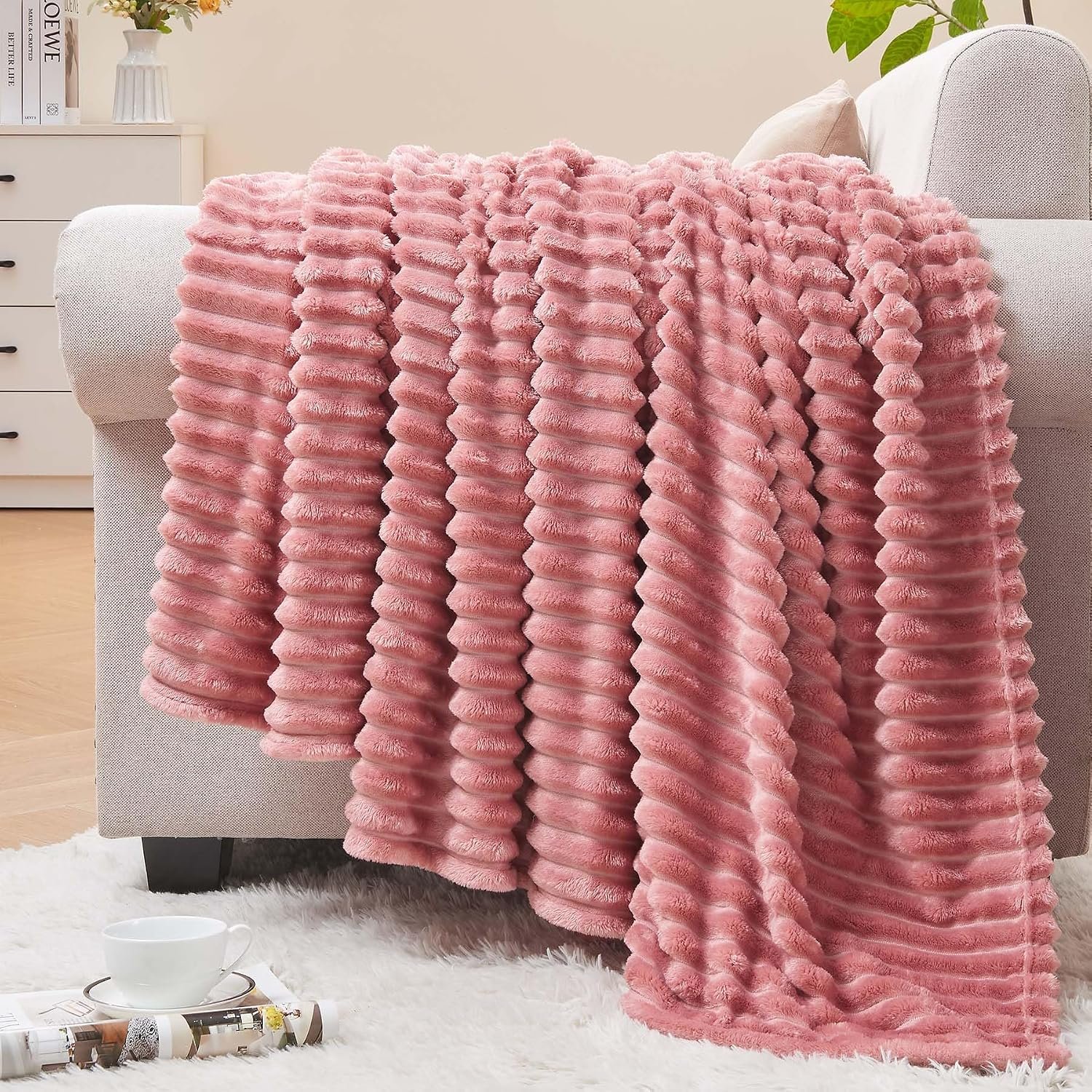 BEDELITE 3D Ribbed Jacquard Pink Fleece Throw Blanket for Couch, 50×60 Inch | Soft Warm Decorative Fluffy Blanket, Cozy Plush Lightweight Fuzzy Throw Blanket for Bed Sofa Home Room Decor, Gift for Women
