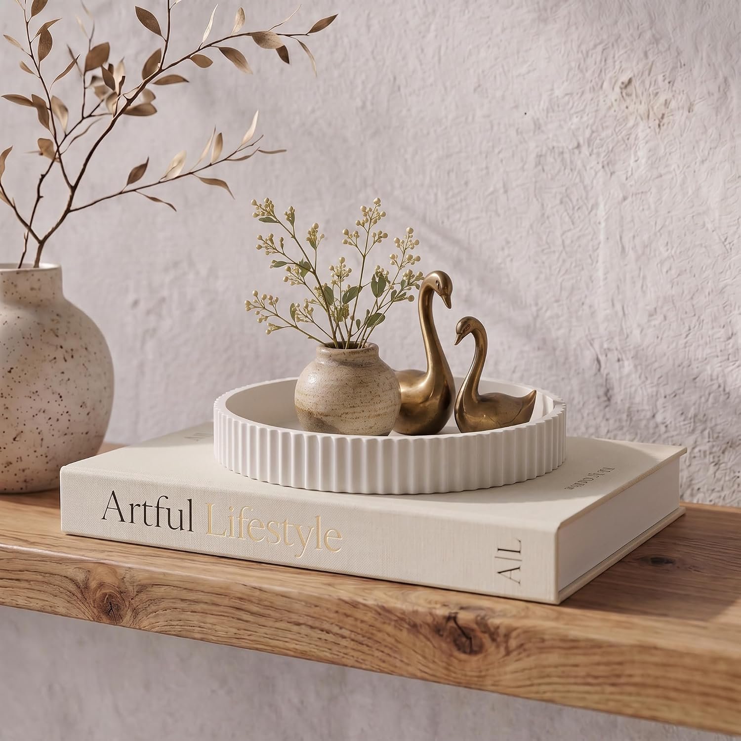 Decorative Concrete Tray & Book Decor Set – Scalloped Tray & Linen Box | Enhances Your Coffee Table or Bookshelf Decor – Stylish Home Decoration for the Living or Dining Room and Housewarming Gift